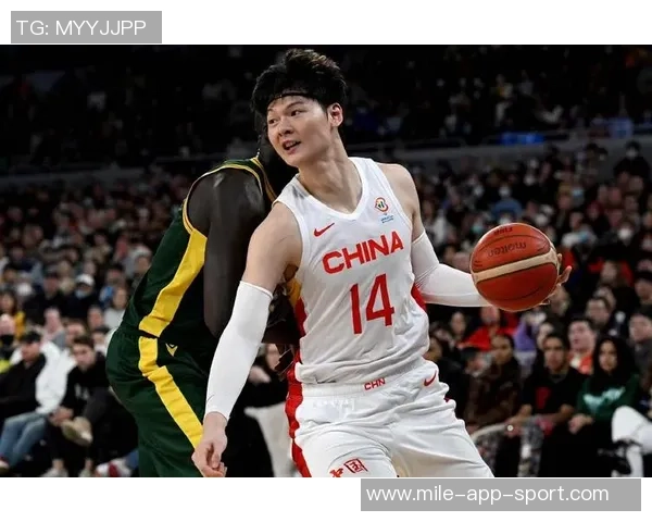 篮网球员迪文强调团队拼劲与天赋结合是胜利关键应把握每场比赛机会 篮网球员迪文强调团队拼劲与天赋结合是胜利关键应把握每场比赛机会